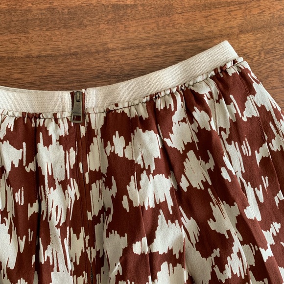 Burberry Brit Silk Brown Skirt - Picture 5 of 7
